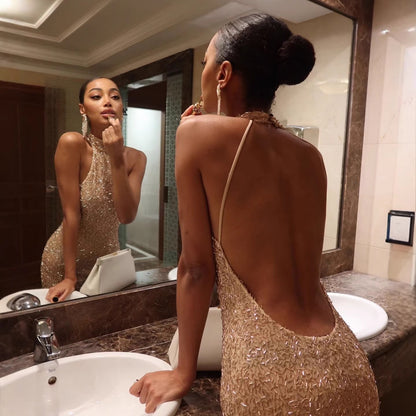 Vestido Halter Bordado Champagne